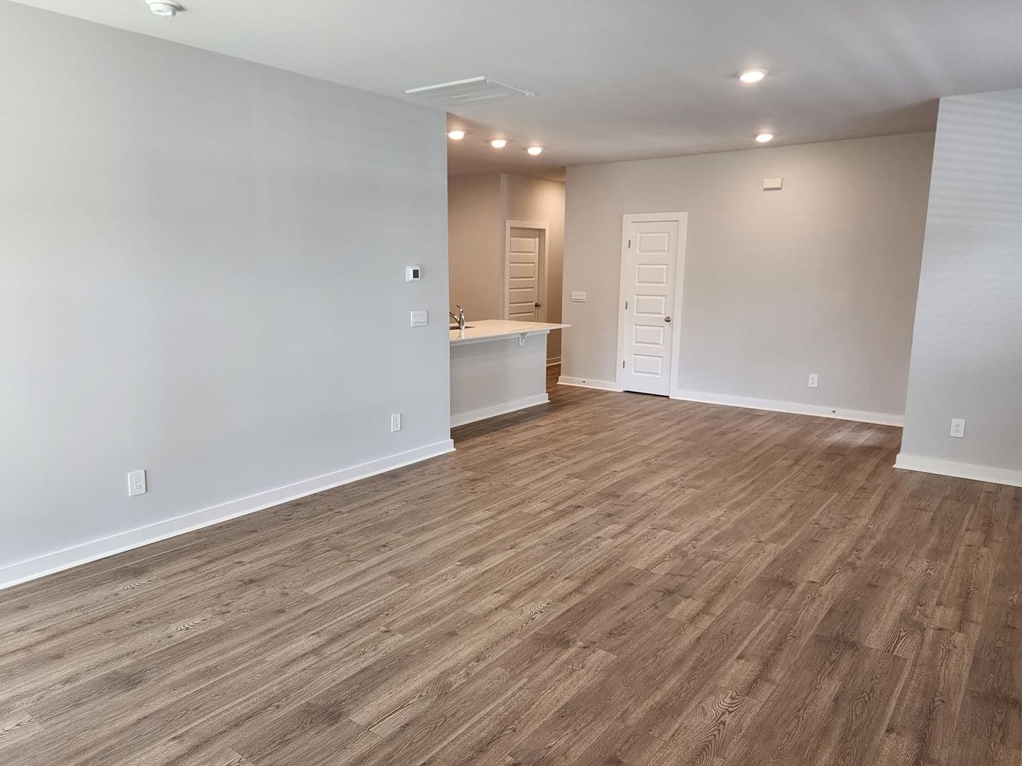 Gallatin Condo: 2021 Holmesburg Pvt Circle