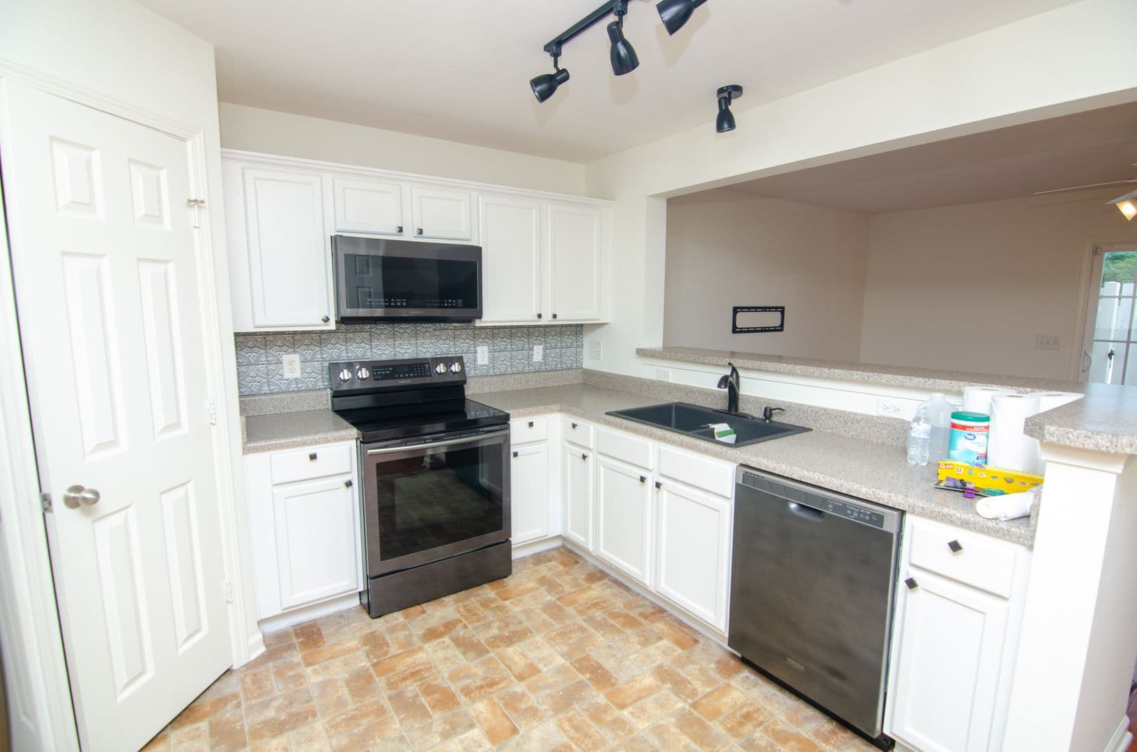 Antioch Townhome: 1790 Red Jacket Dr