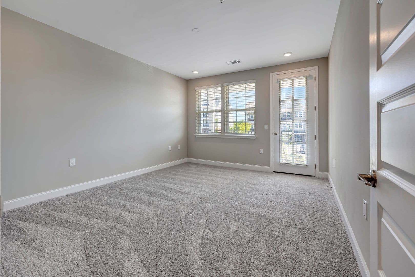 Franklin Condo: 4000 Shadow Green Dr.