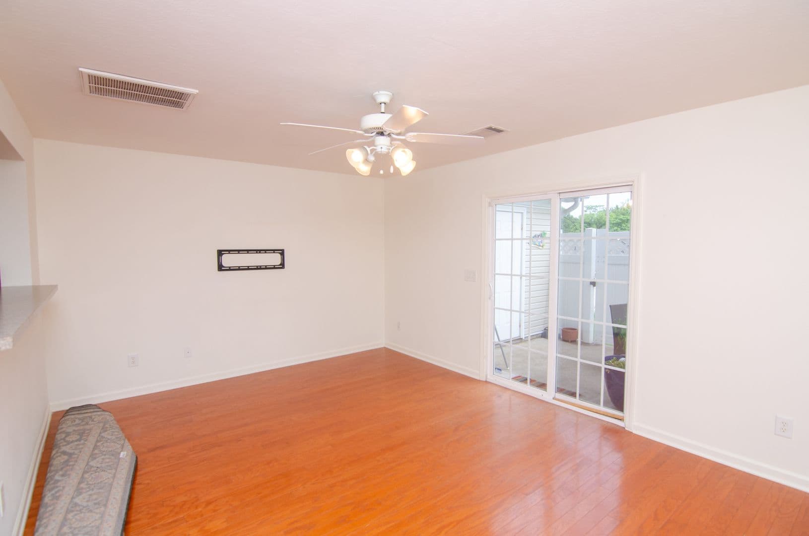Antioch Townhome: 1790 Red Jacket Dr