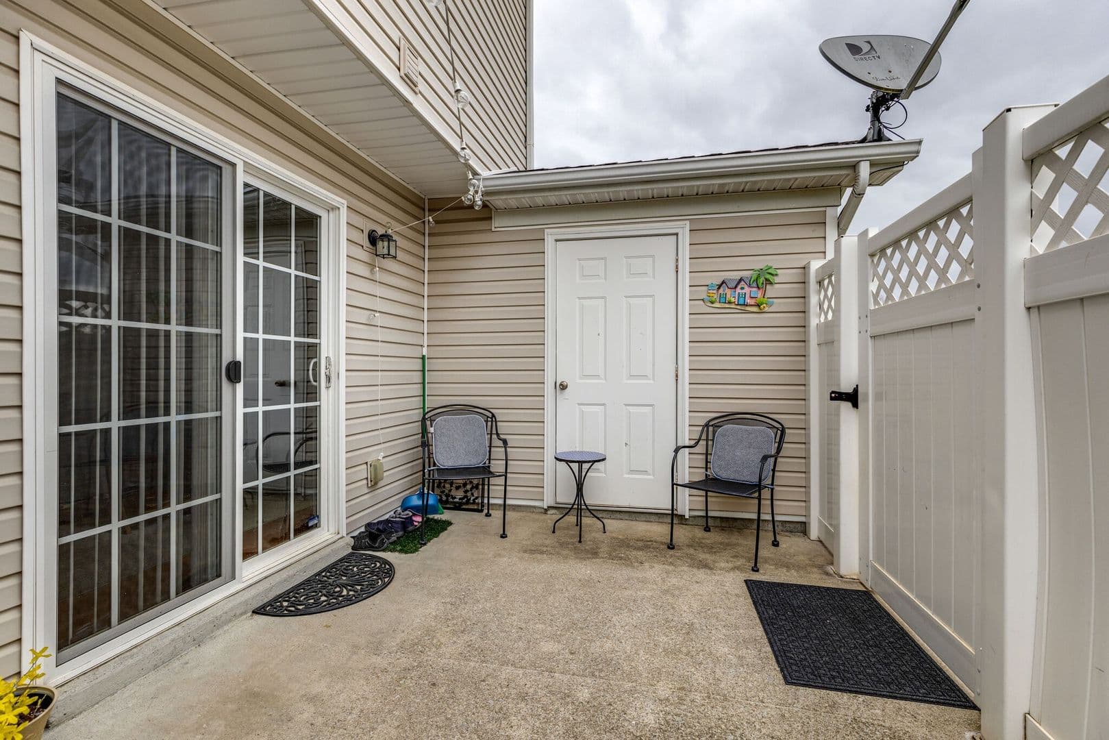 Antioch Townhome: 1790 Red Jacket Dr
