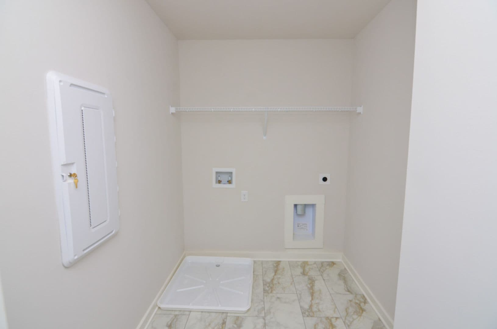 Columbia Townhome: 1704 Manuka Ln.