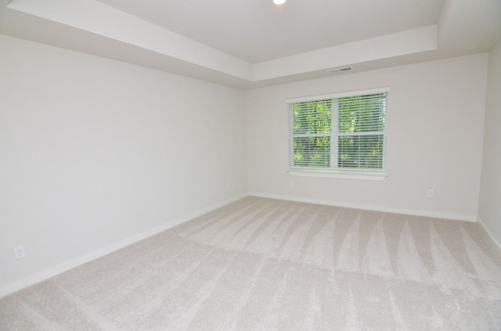 Columbia Townhome: 1704 Manuka Ln.