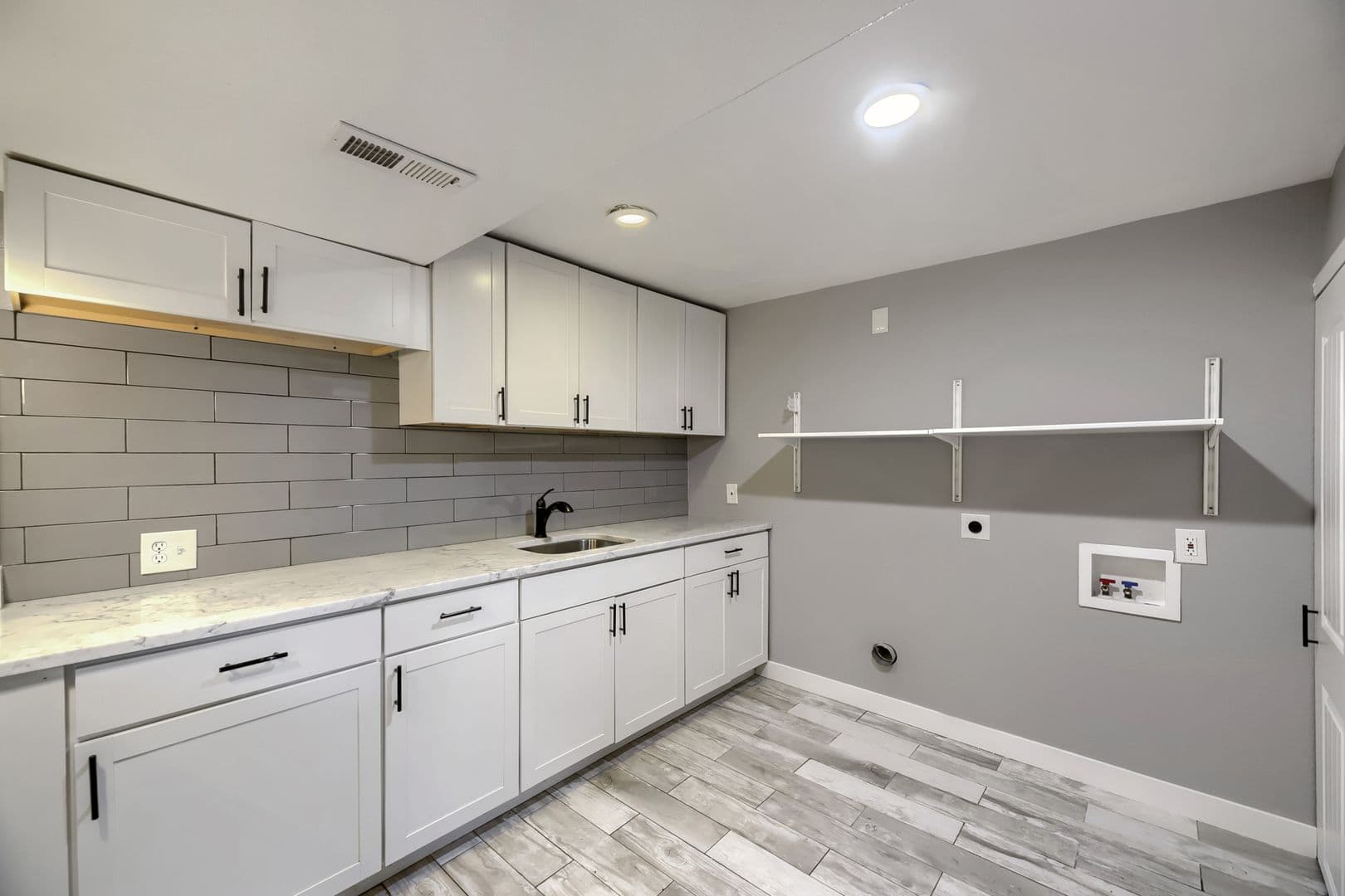 Denver House: 1314 S Meade St