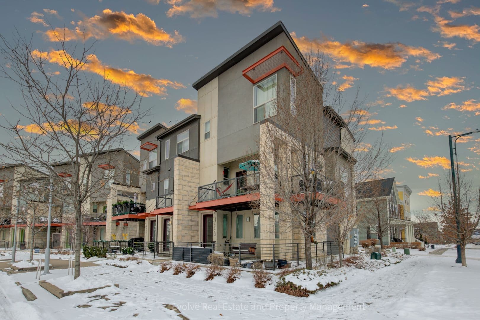 Denver House: 4943 Valentia Street