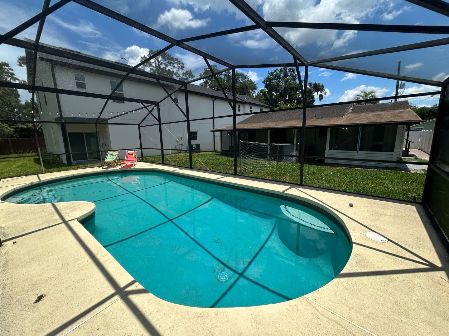 Orlando House: 1303 E Harding St