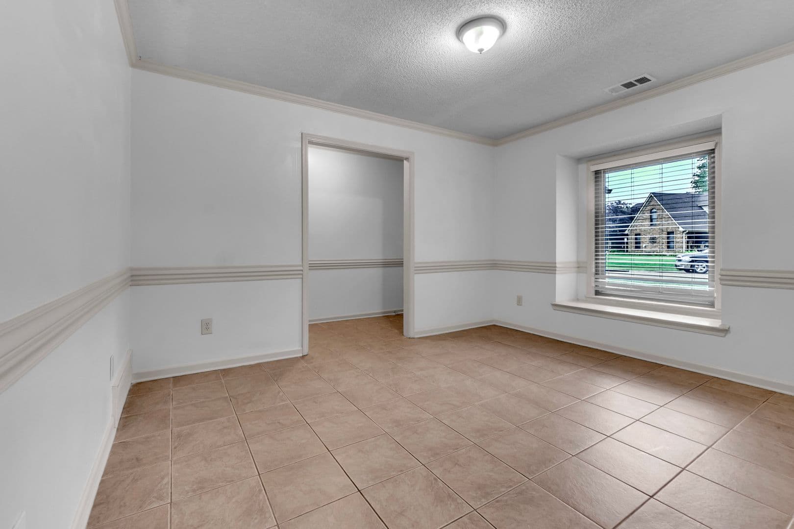 Bartlett House: 2957 Valley Lake Drive
