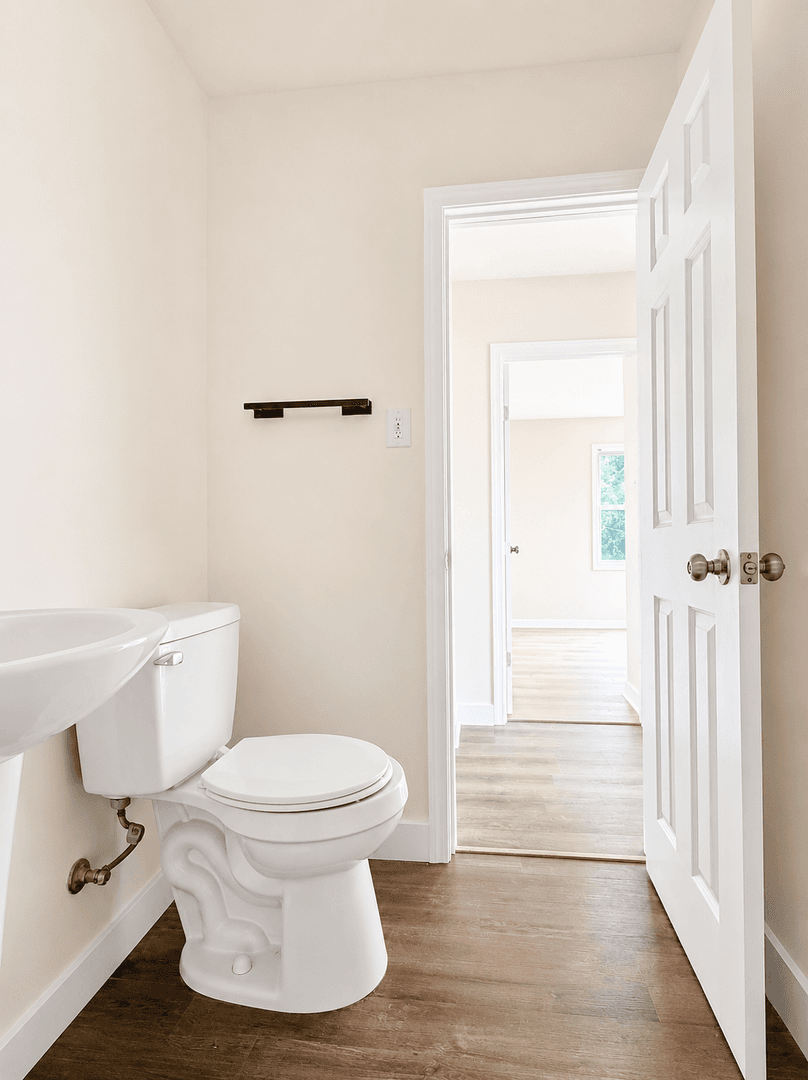 Evansville Apartment: 1510 SE Riverside Dr