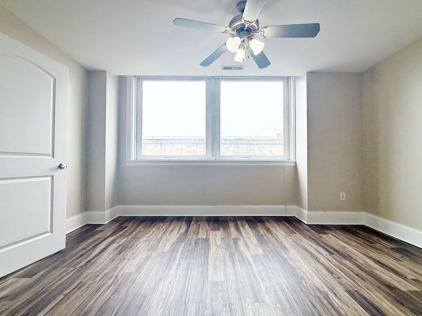 Evansville Apartment: 329 Main St