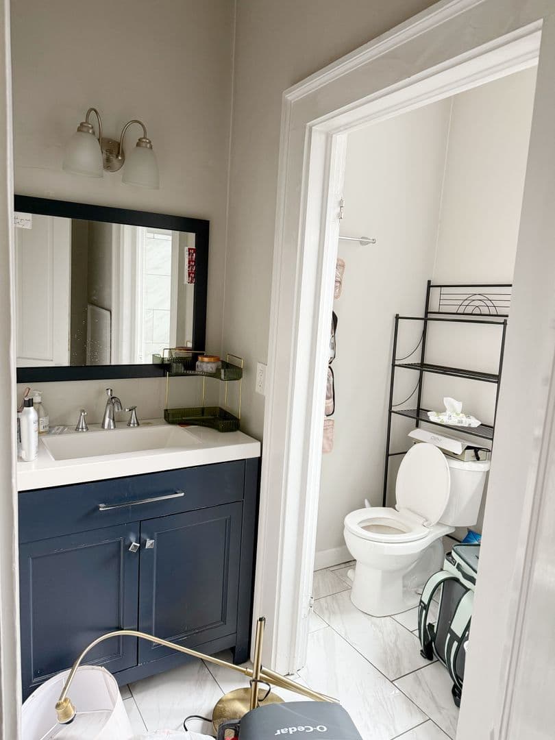 Evansville Apartment: 28 E. Powell Ave.