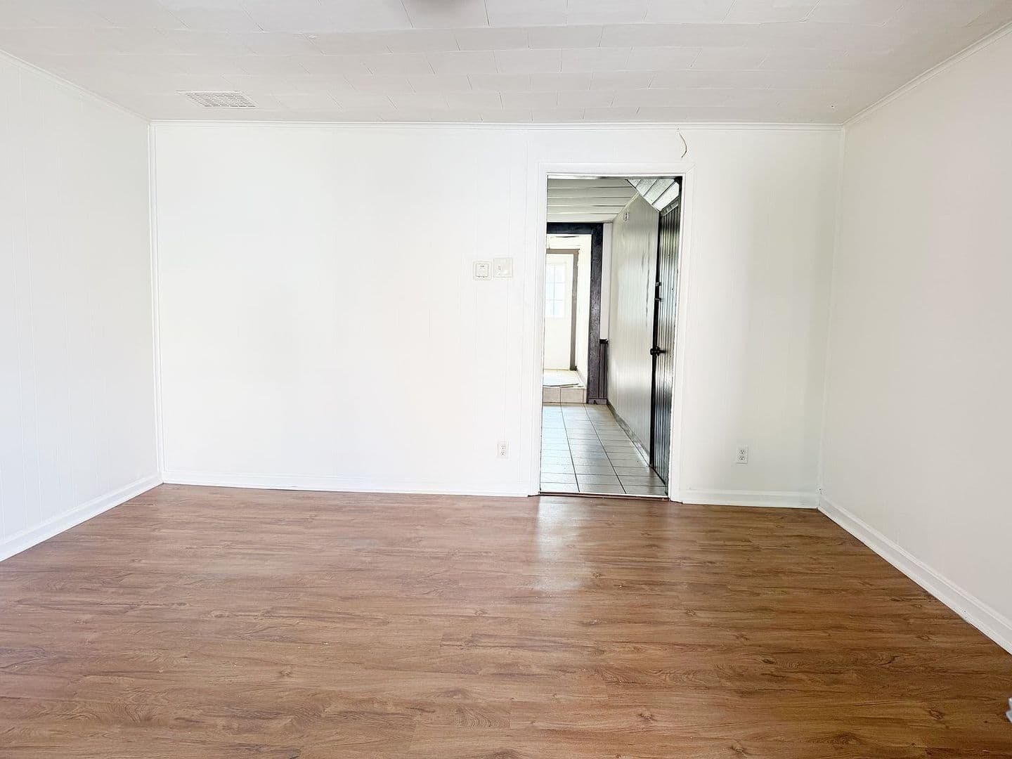 Evansville Apartment: 203 - 205 N 3rd Ave