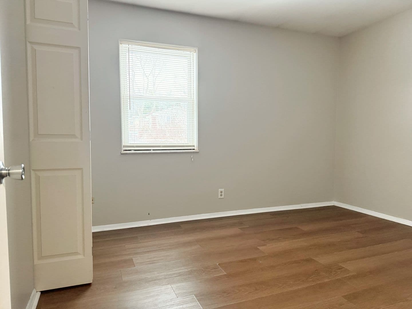 Newburgh Apartment: 700 Village Ln