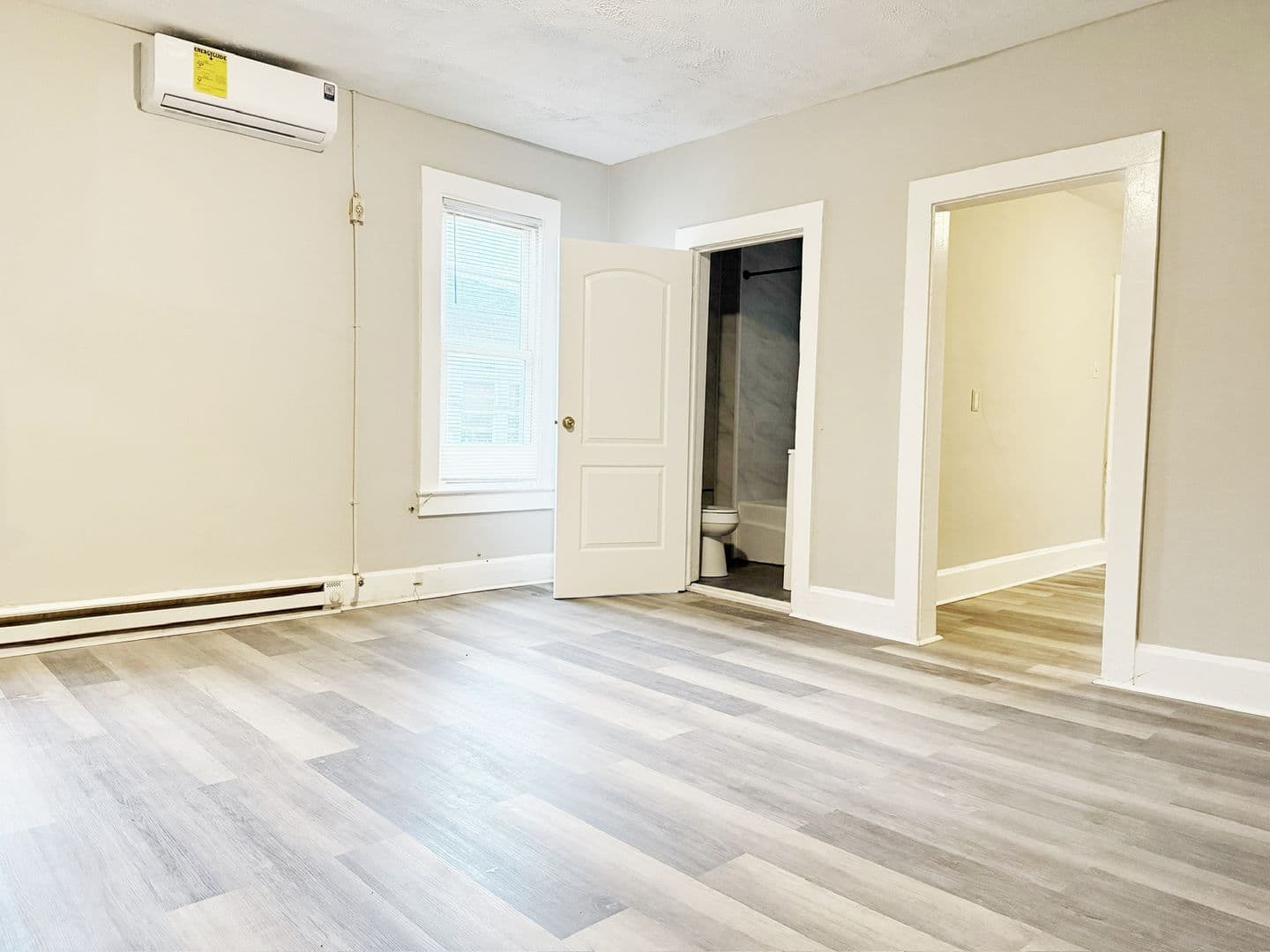 Henderson Apartment: 120-133 Rankin Ave