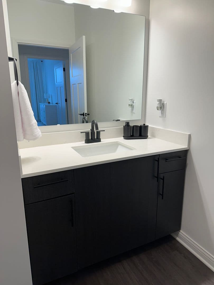 Whitestown Apartment: 5821 Elevated Way