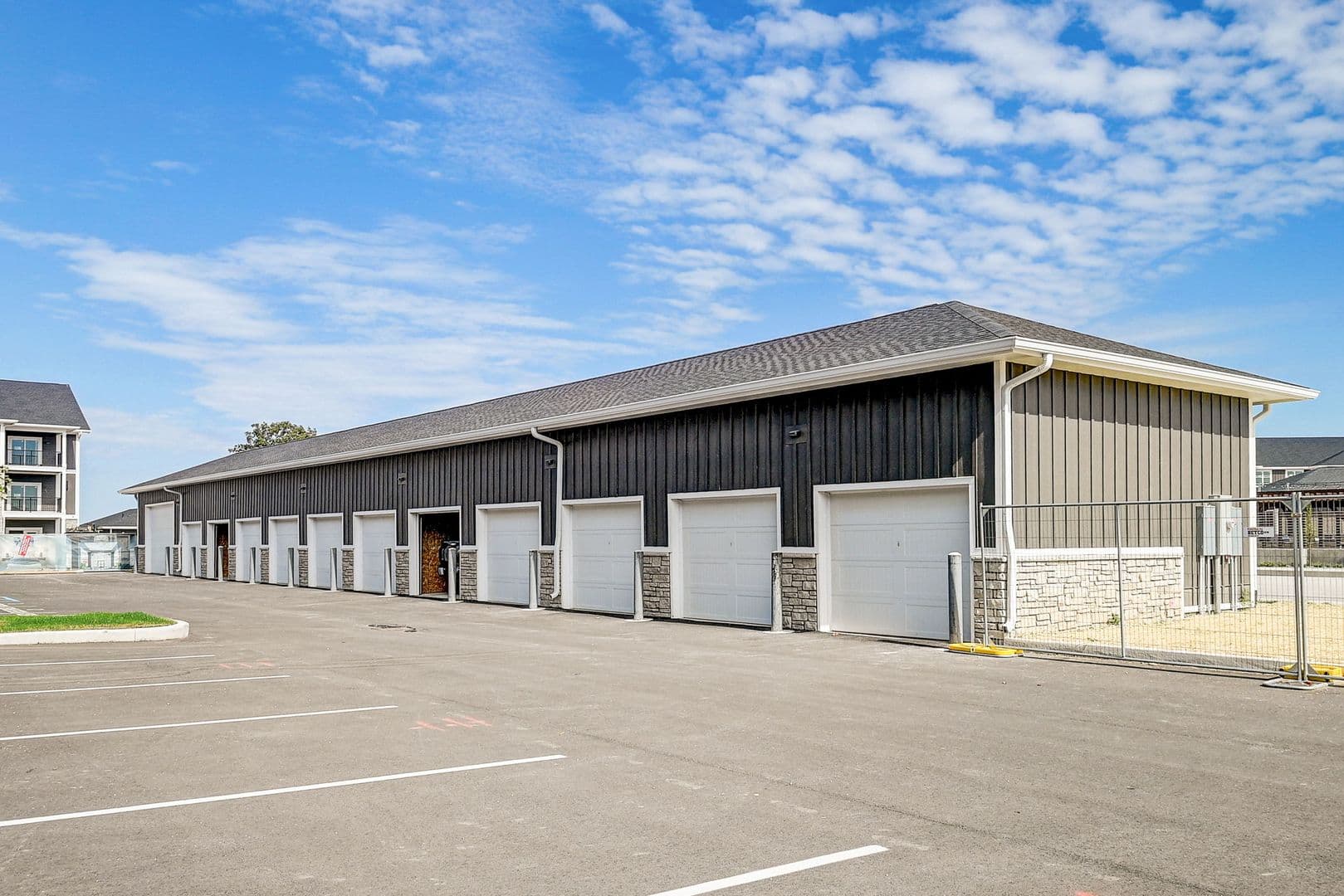 Whitestown Apartment: 5821 Elevated Way