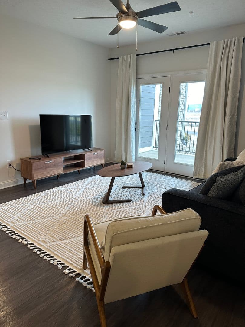Whitestown Apartment: 5821 Elevated Way