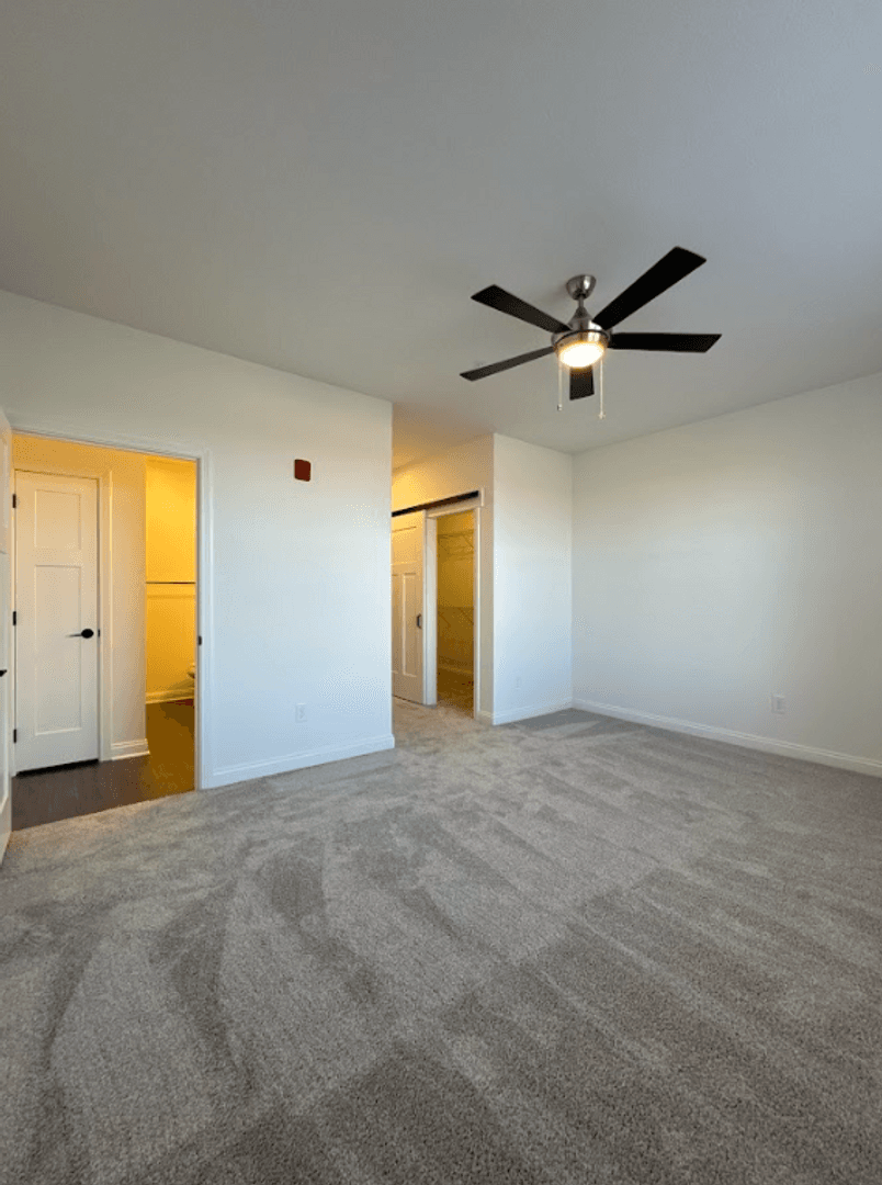 Whitestown Apartment: 5821 Elevated Way