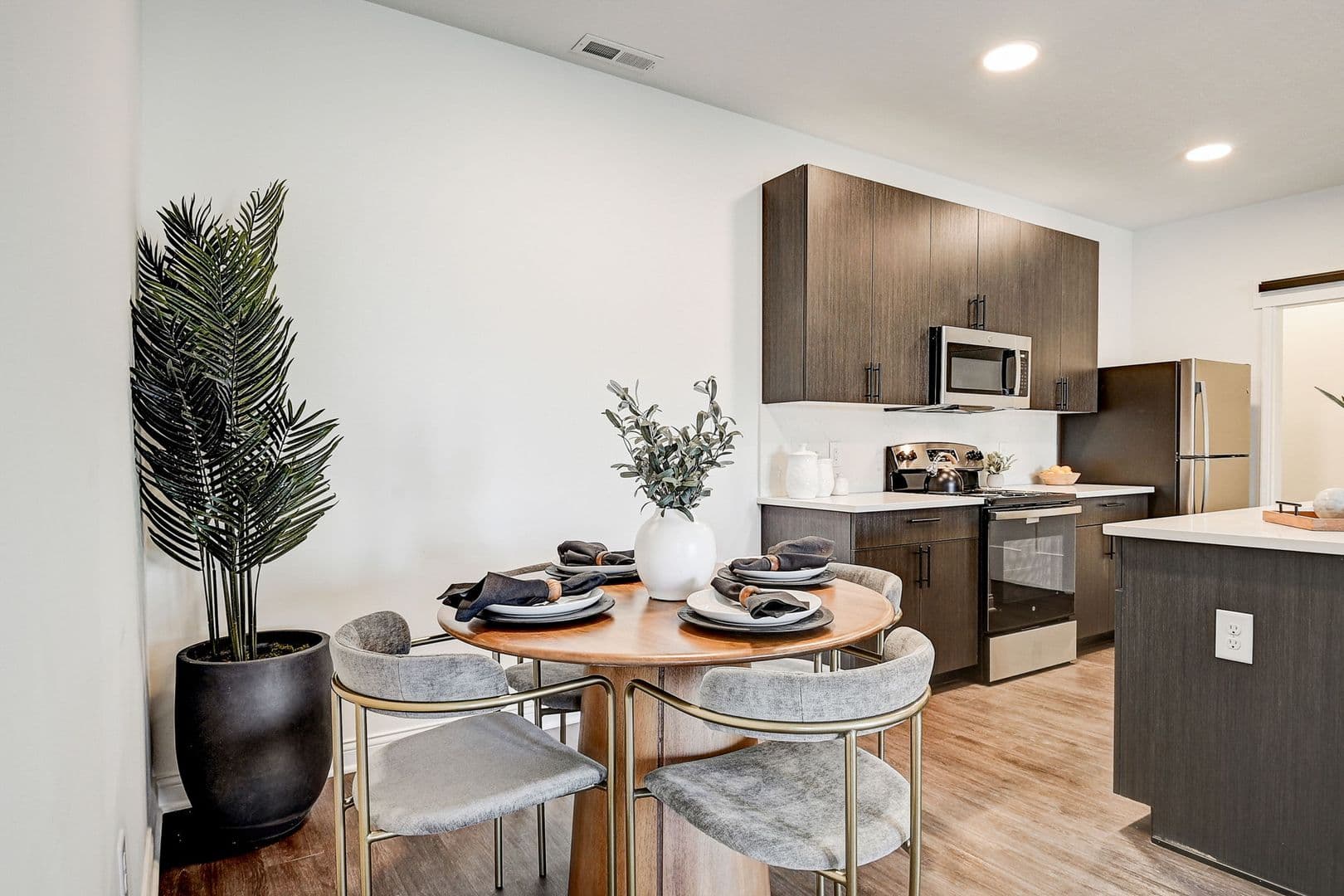 Whitestown Apartment: 5821 Elevated Way