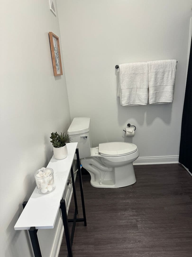 Whitestown Apartment: 5821 Elevated Way