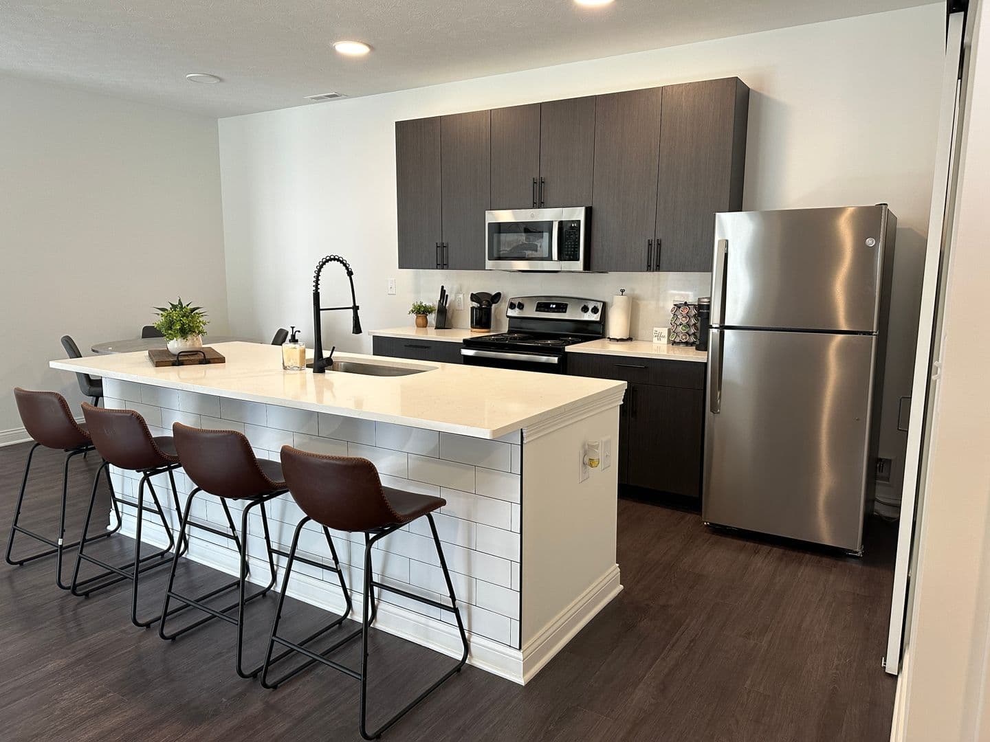Whitestown Apartment: 5821 Elevated Way