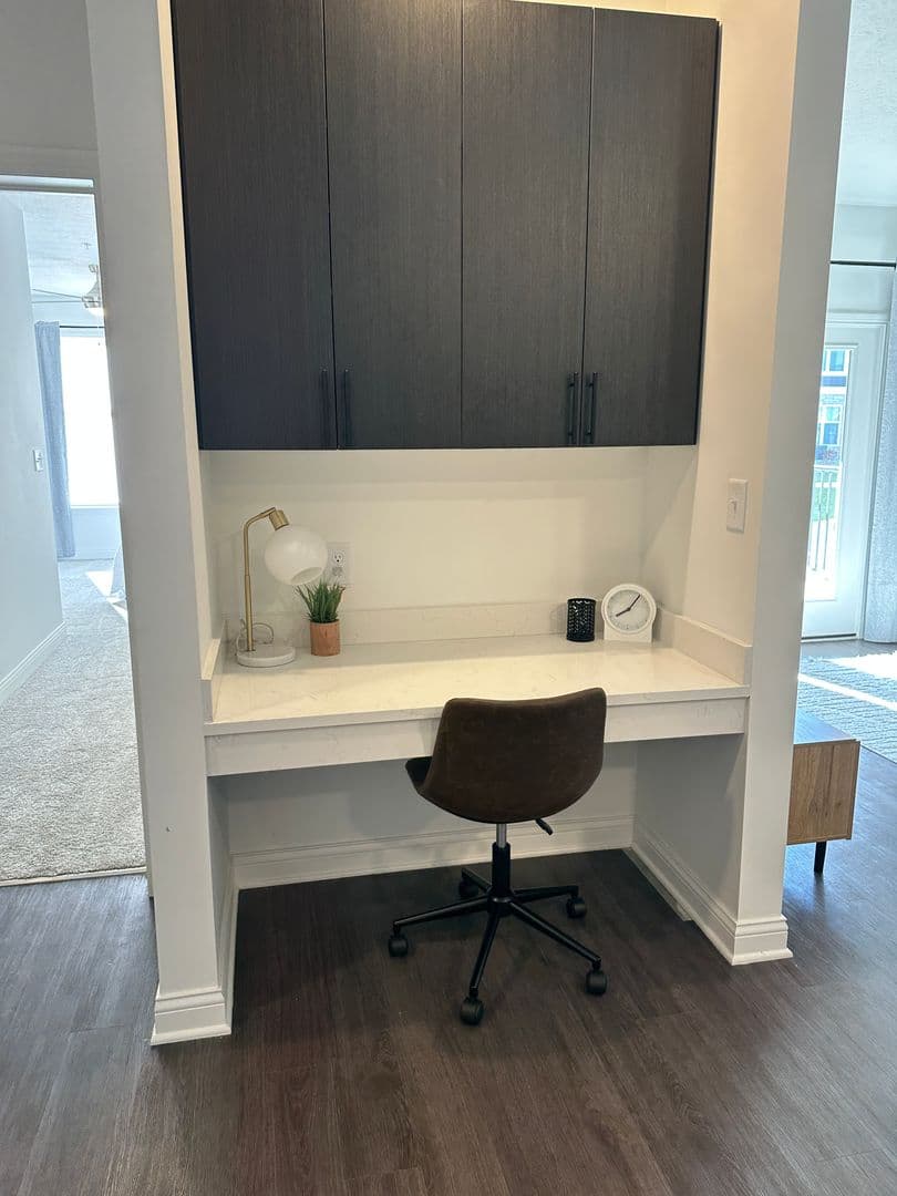Whitestown Apartment: 5821 Elevated Way