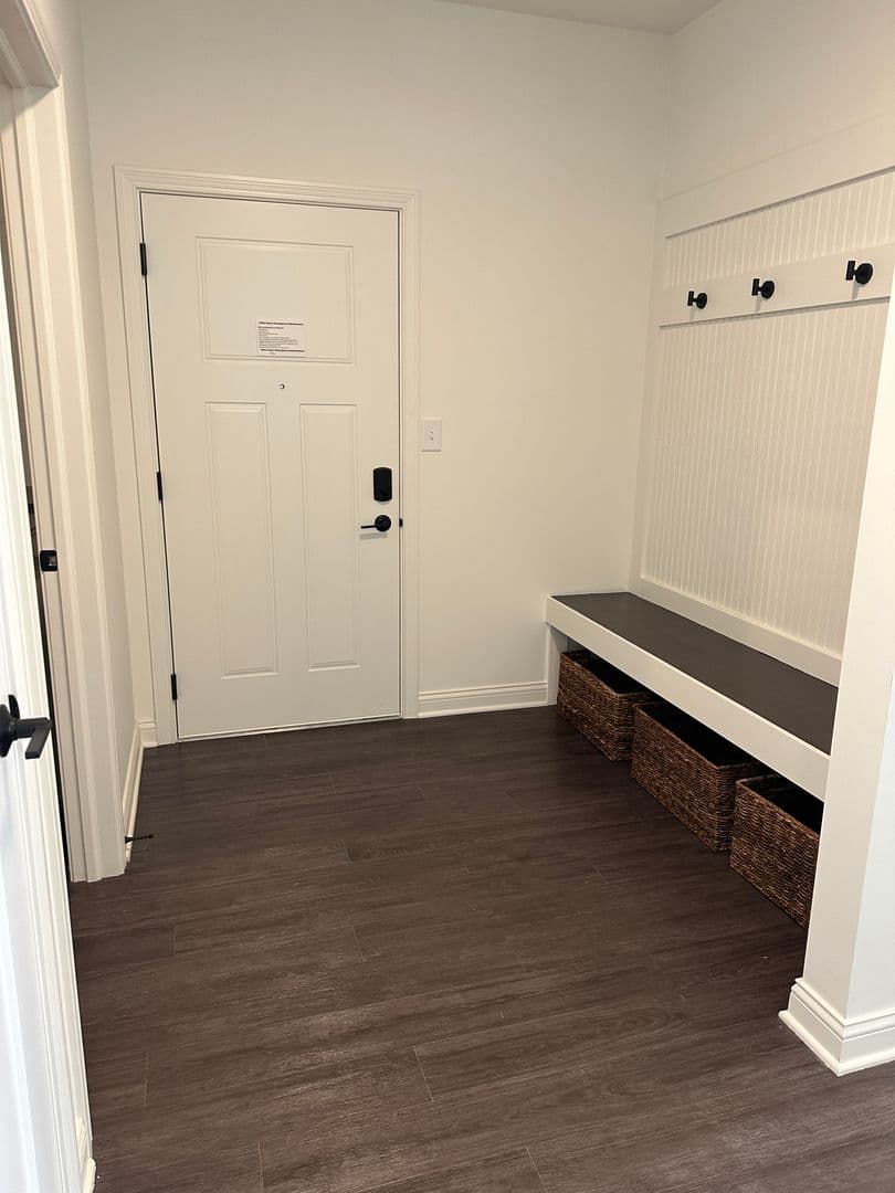 Whitestown Apartment: 5821 Elevated Way