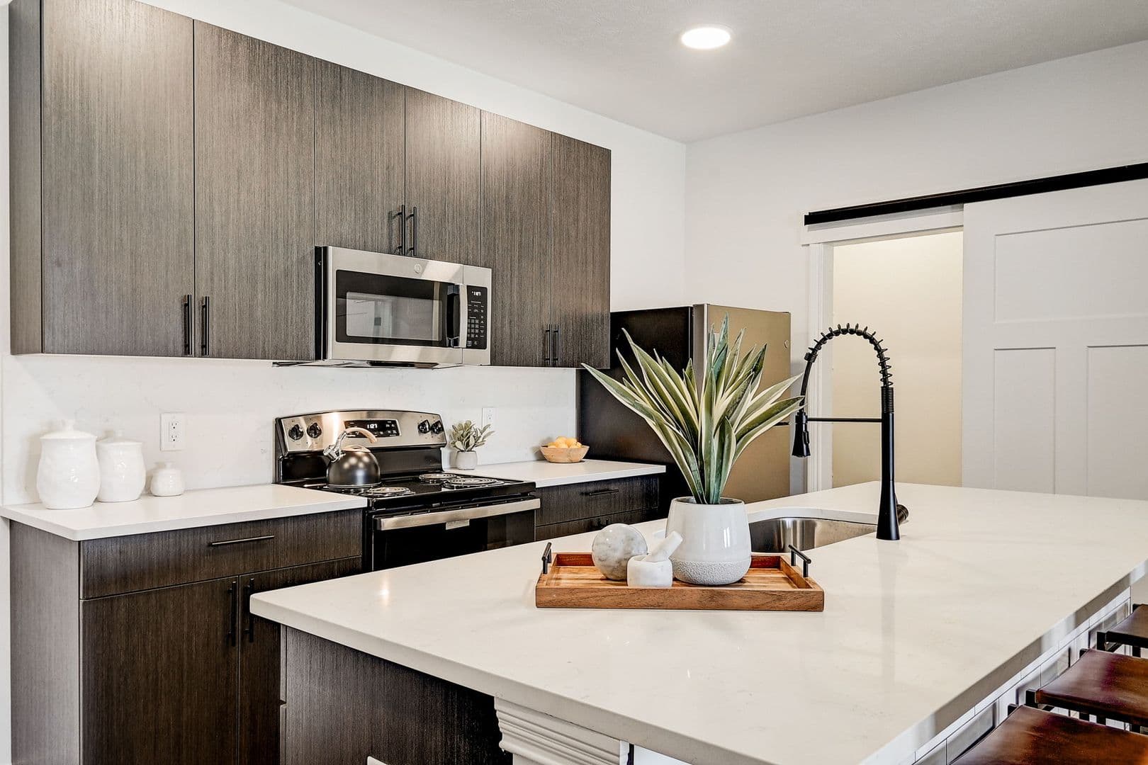 Whitestown Apartment: 5821 Elevated Way