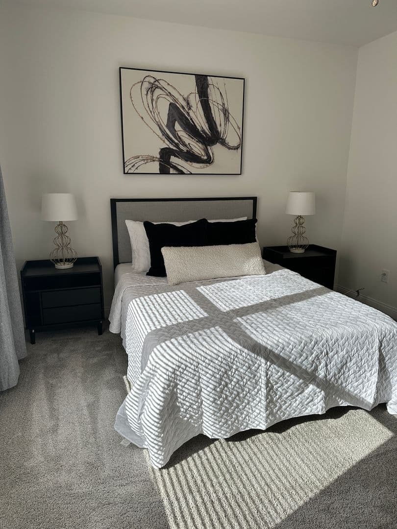 Whitestown Apartment: 5821 Elevated Way