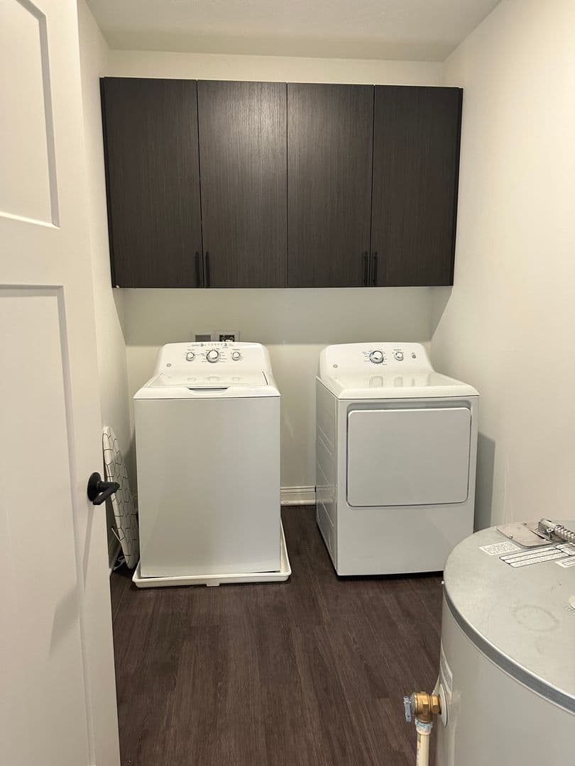 Whitestown Apartment: 5821 Elevated Way