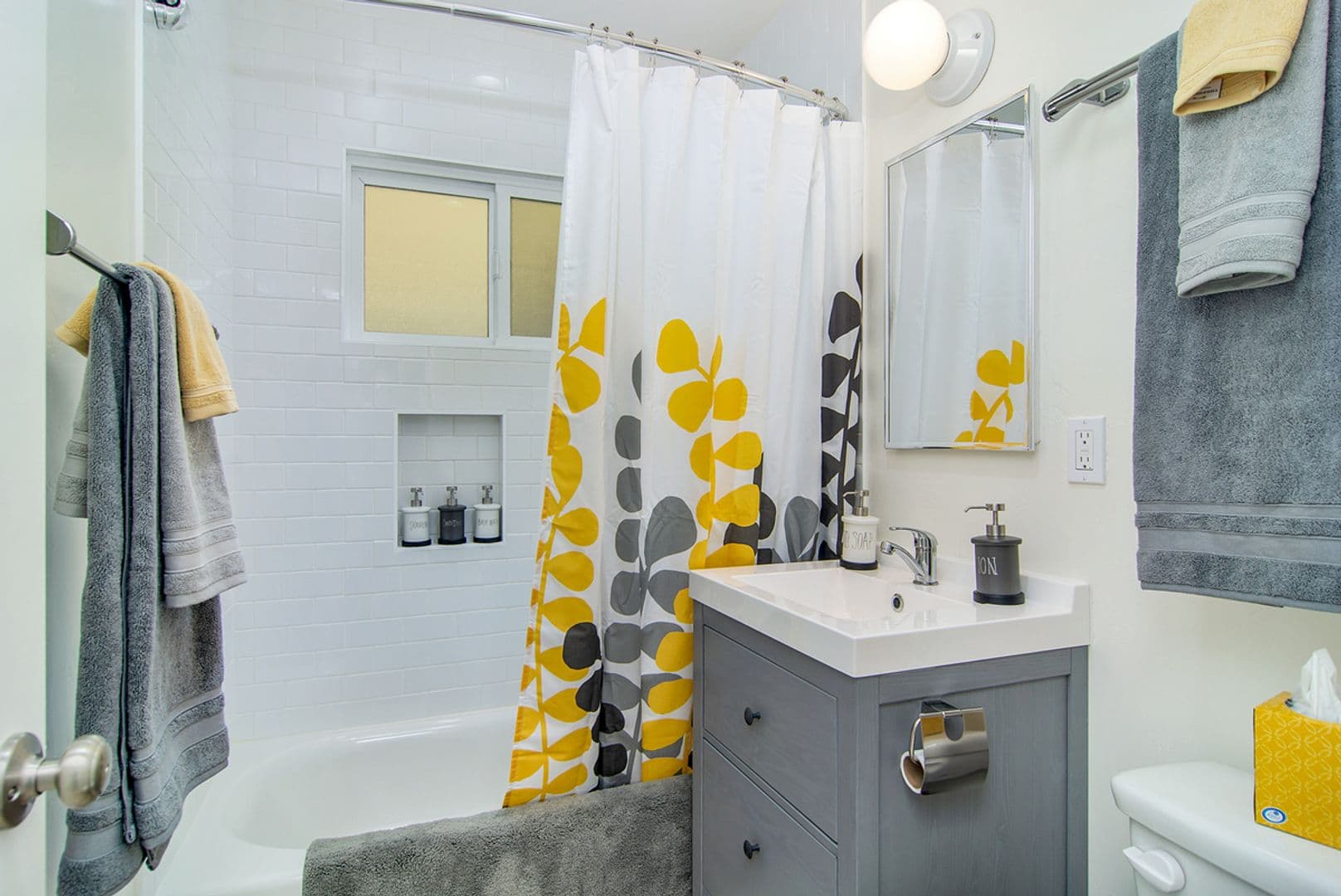 San Diego House: 1835 Locust Street