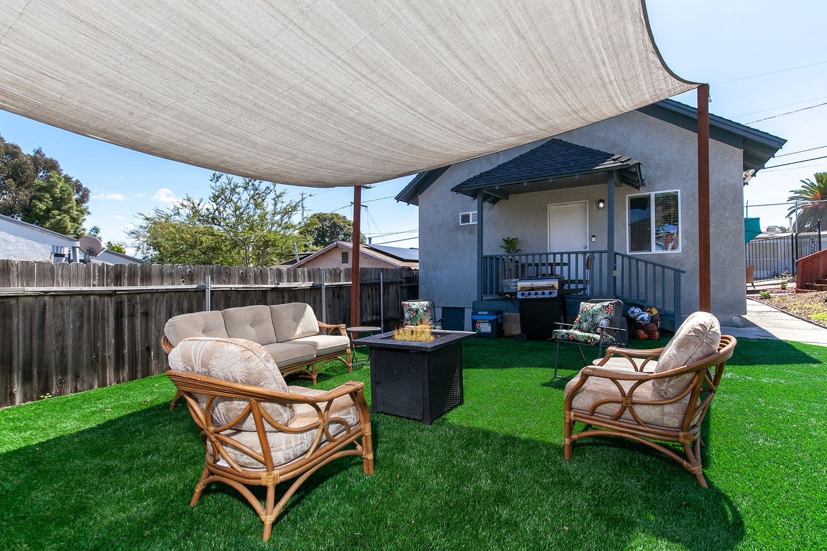 San Diego House: 2643 G St