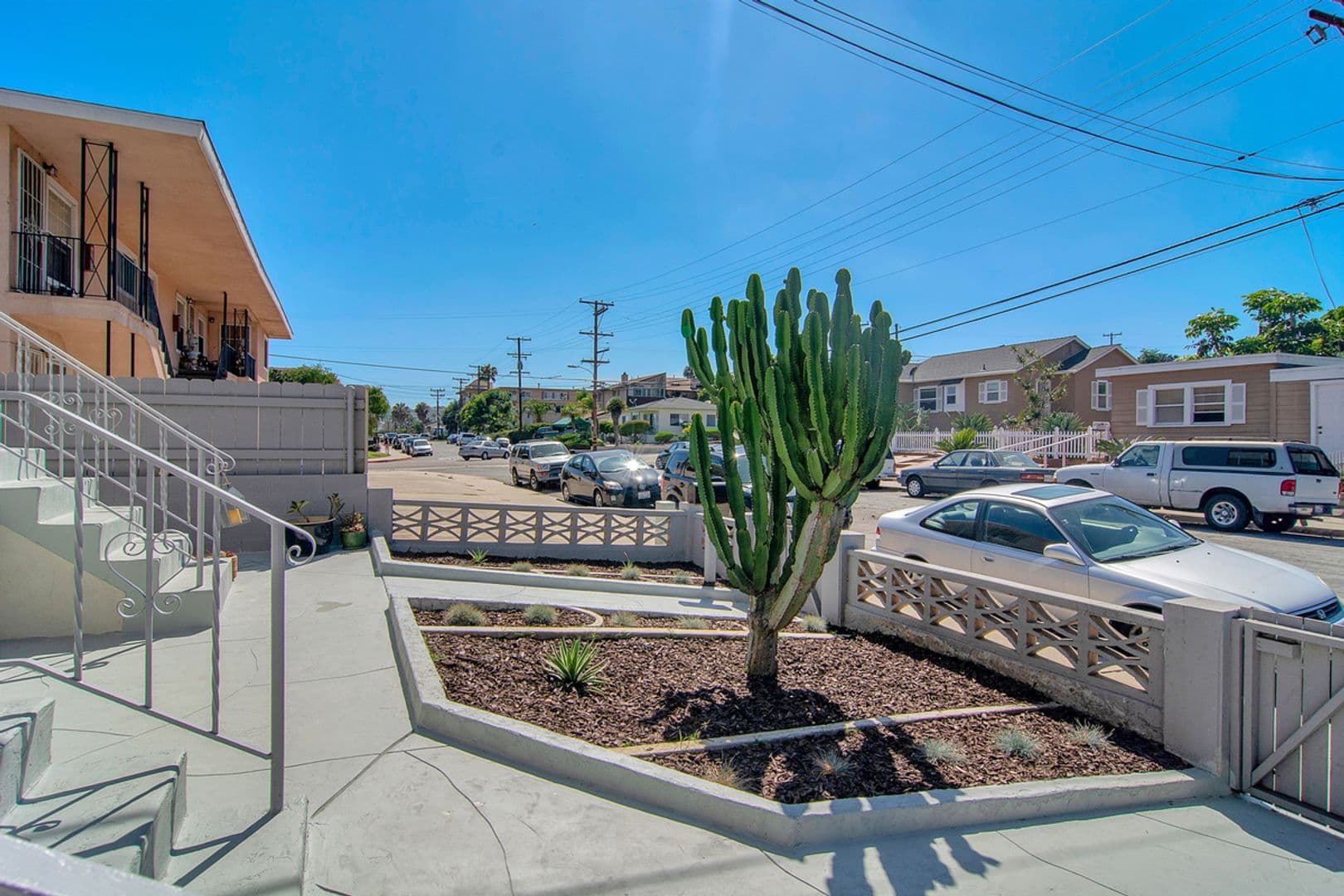 San Diego House: 1835 Locust Street