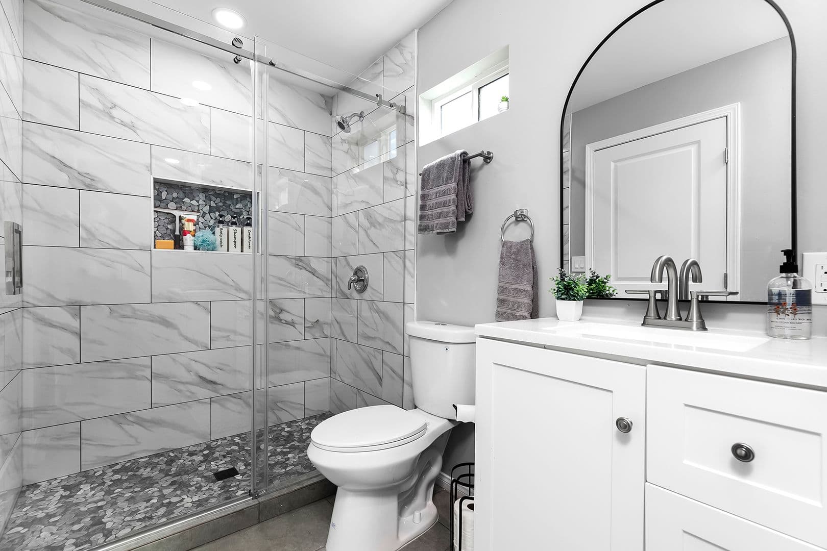 San Diego House: 2643 G St
