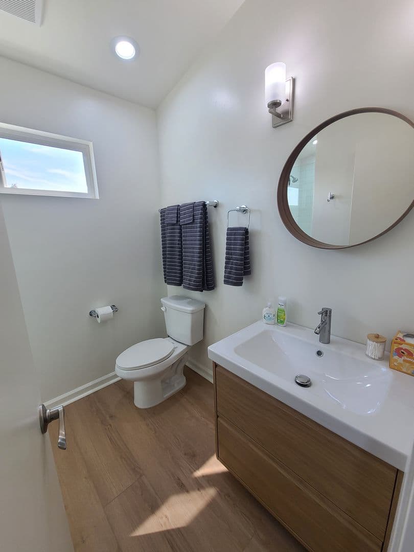 San Diego House: 3043 Oliphant St