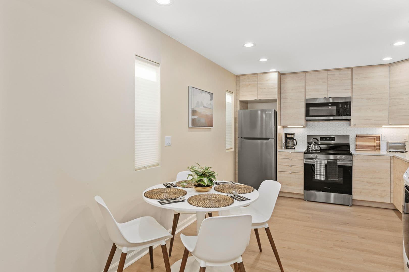 San Diego House: 3043 Oliphant St