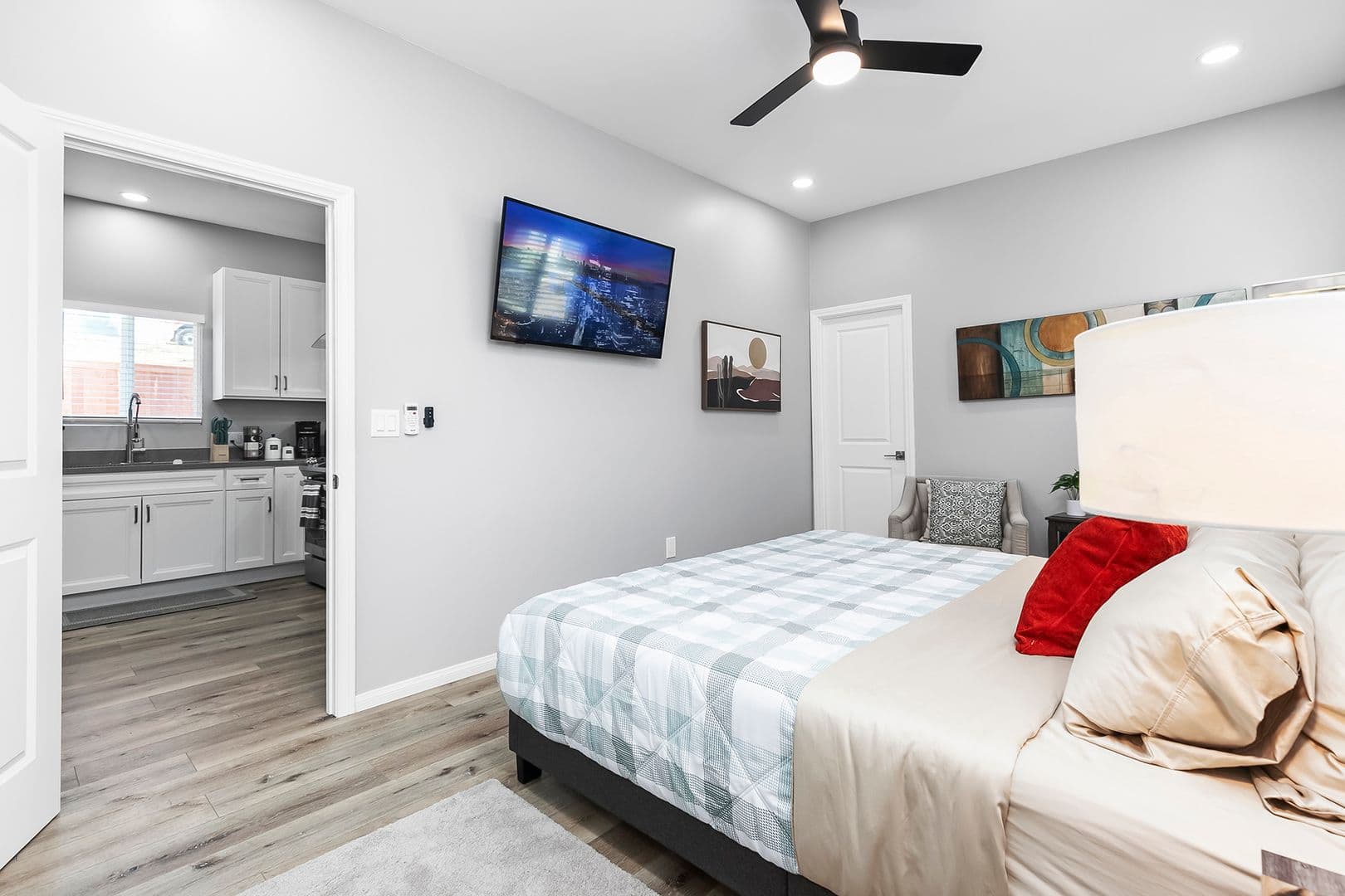 San Diego House: 2643 G St