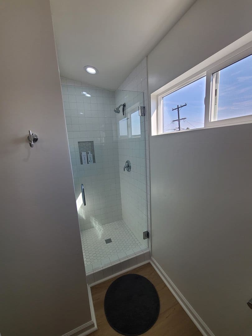 San Diego House: 3043 Oliphant St