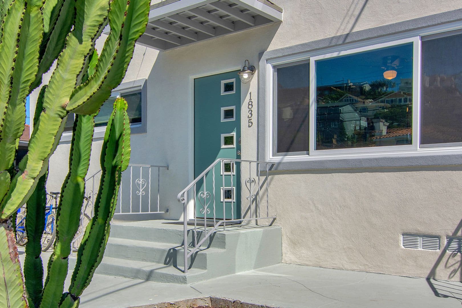 San Diego House: 1835 Locust Street