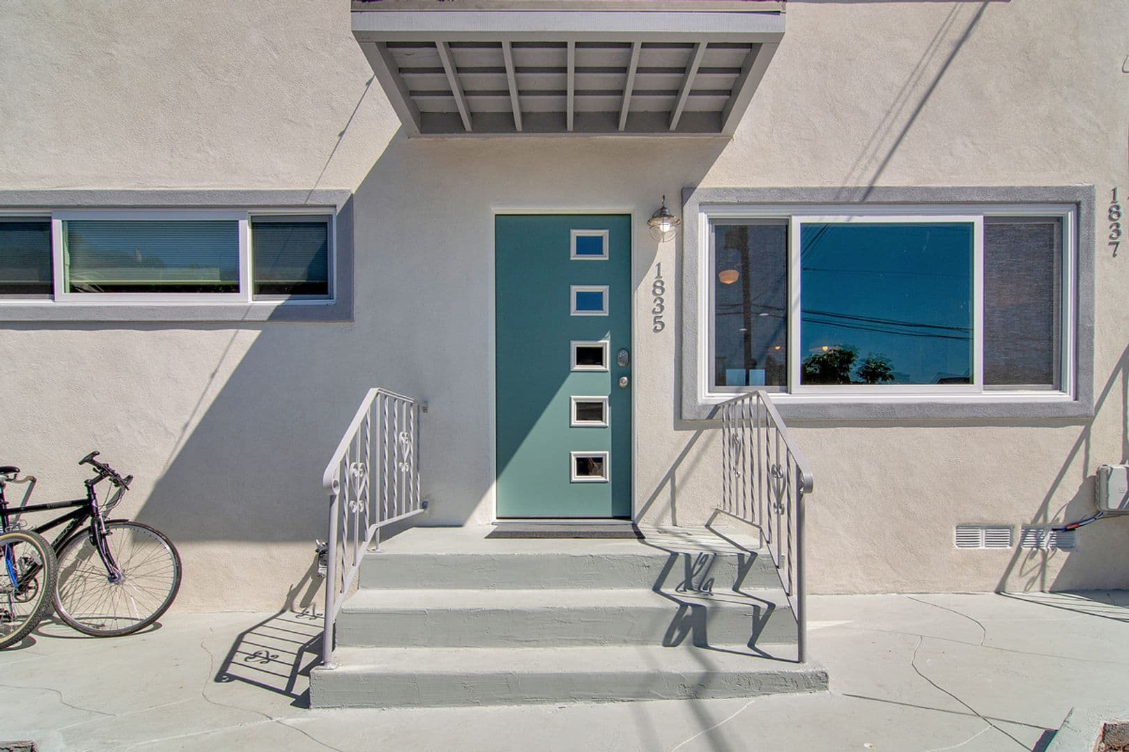 San Diego House: 1835 Locust Street