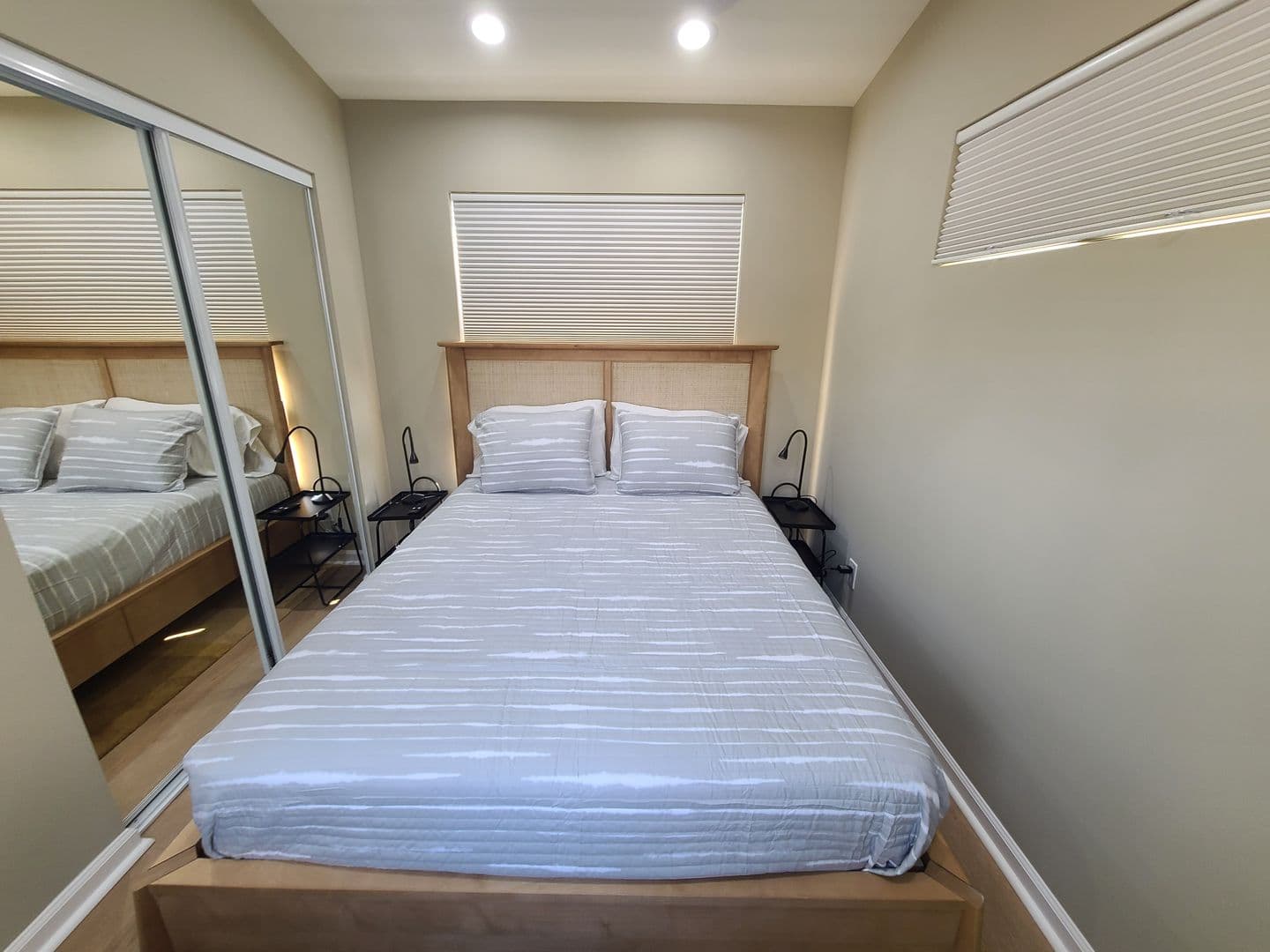 San Diego House: 3043 Oliphant St