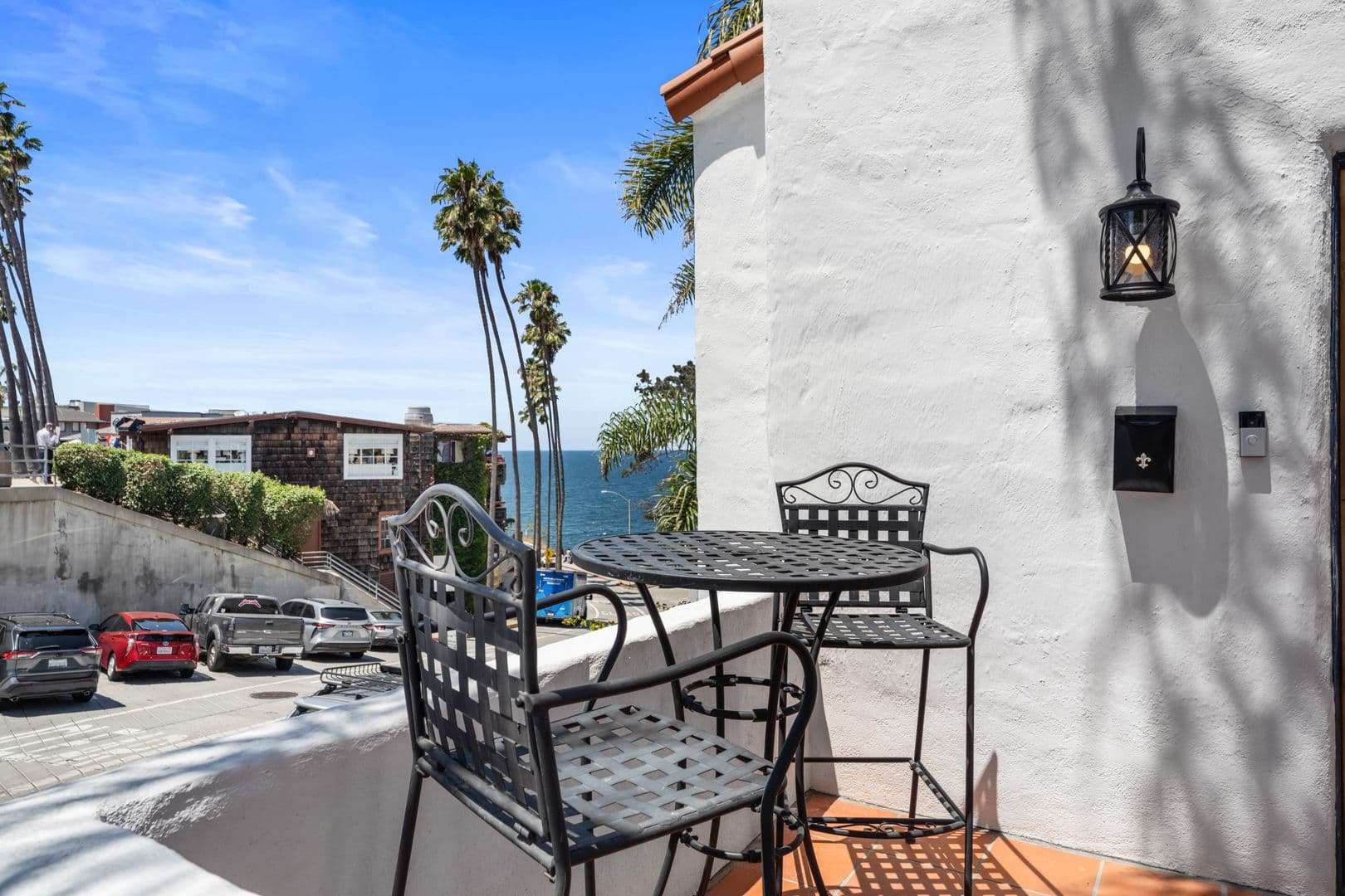 San Diego House: 1303 Cave St