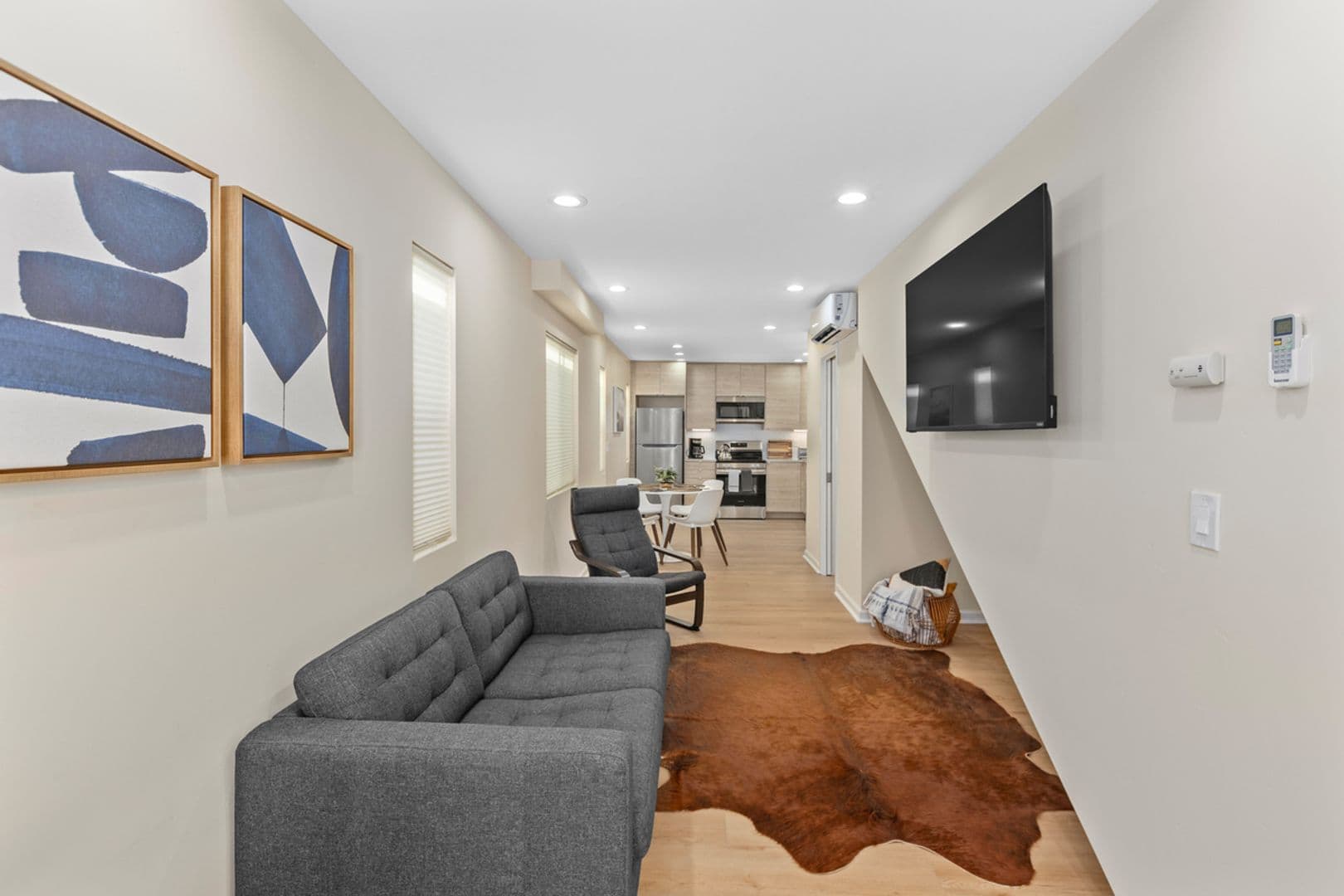 San Diego House: 3043 Oliphant St