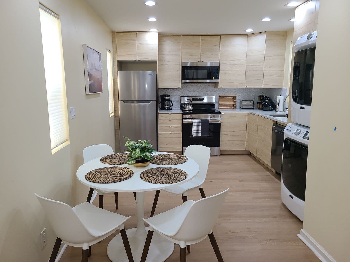 San Diego House: 3043 Oliphant St