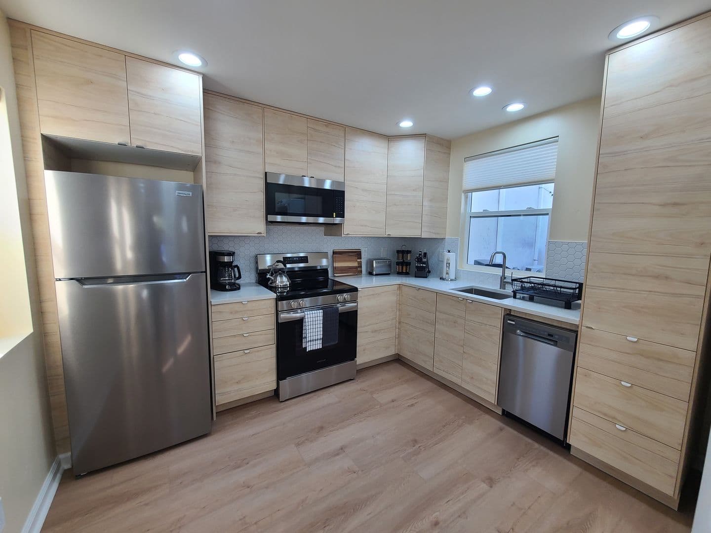 San Diego House: 3043 Oliphant St