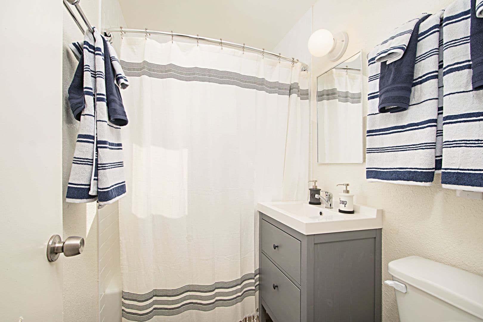 San Diego Condo: 1837 Locust Street