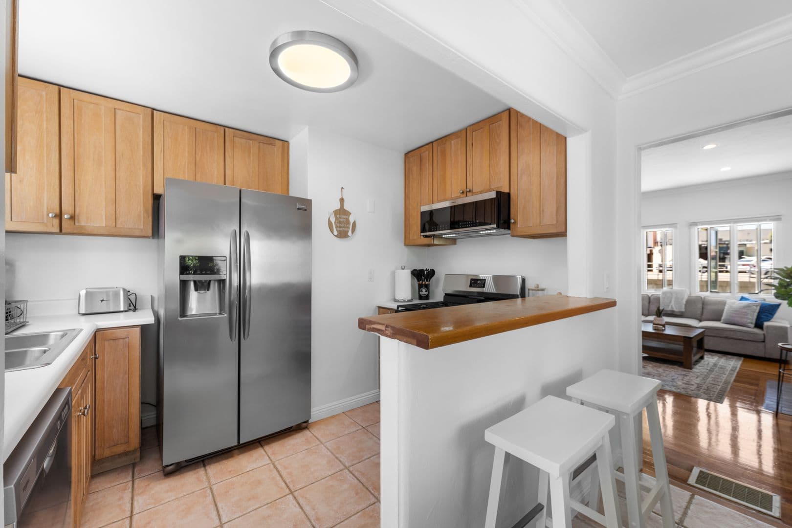 San Diego House: 1303 Cave St