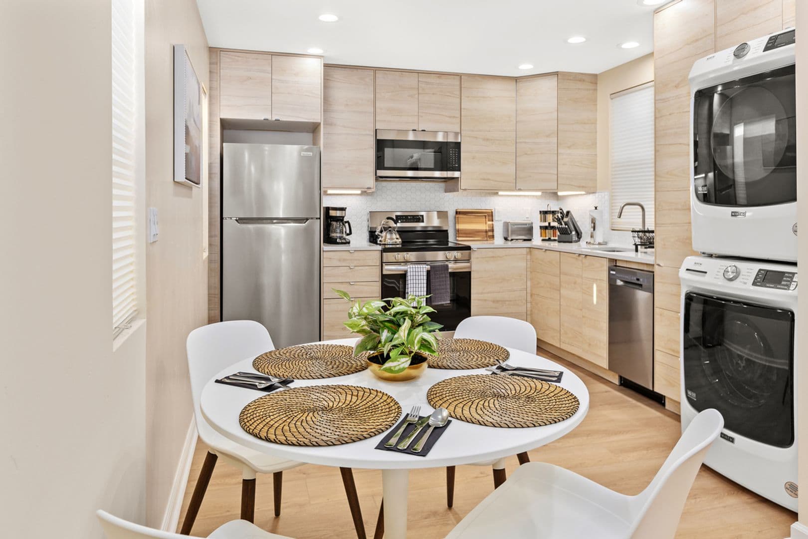 San Diego House: 3043 Oliphant St