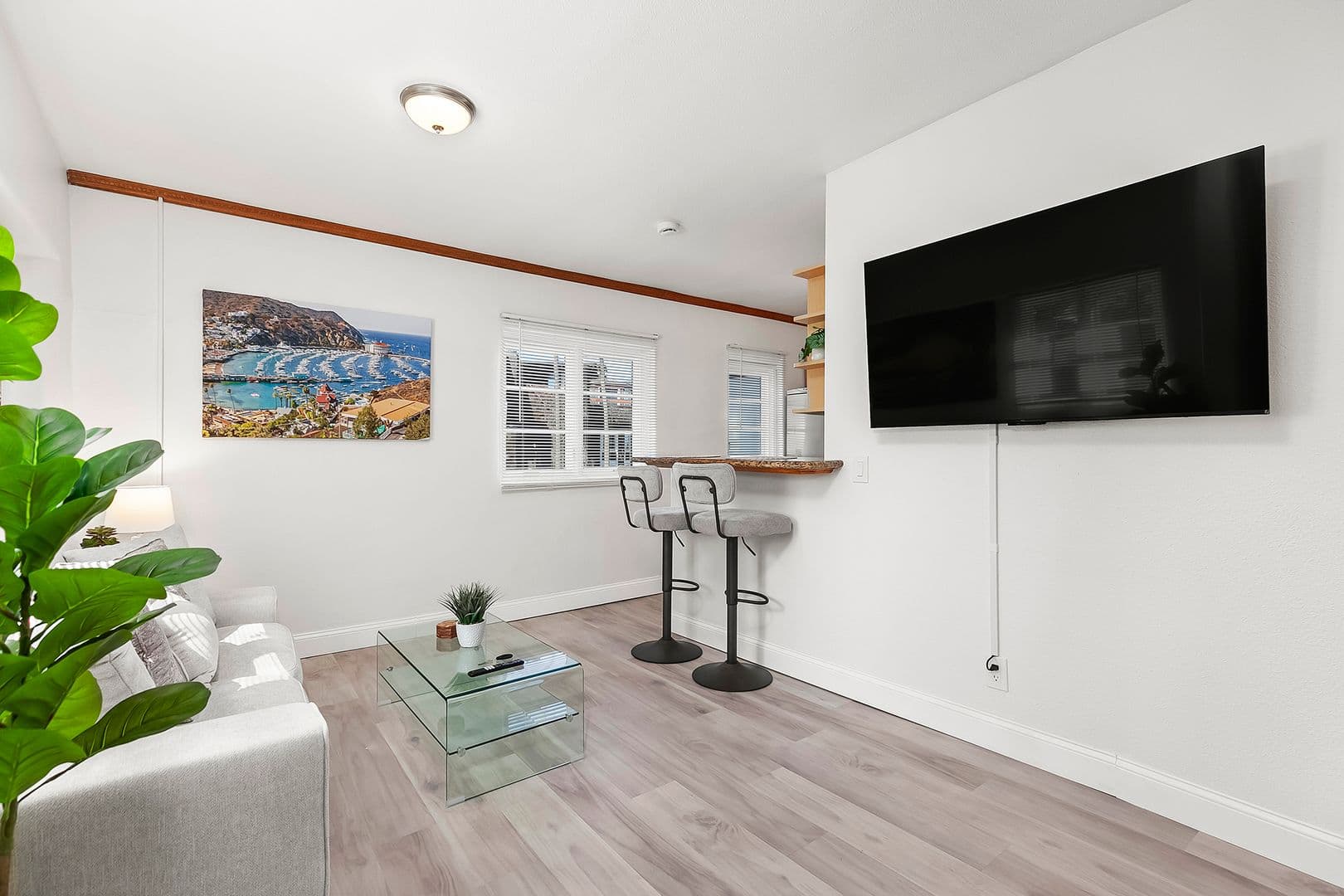 La Jolla Condo: 1311 Cave st #B