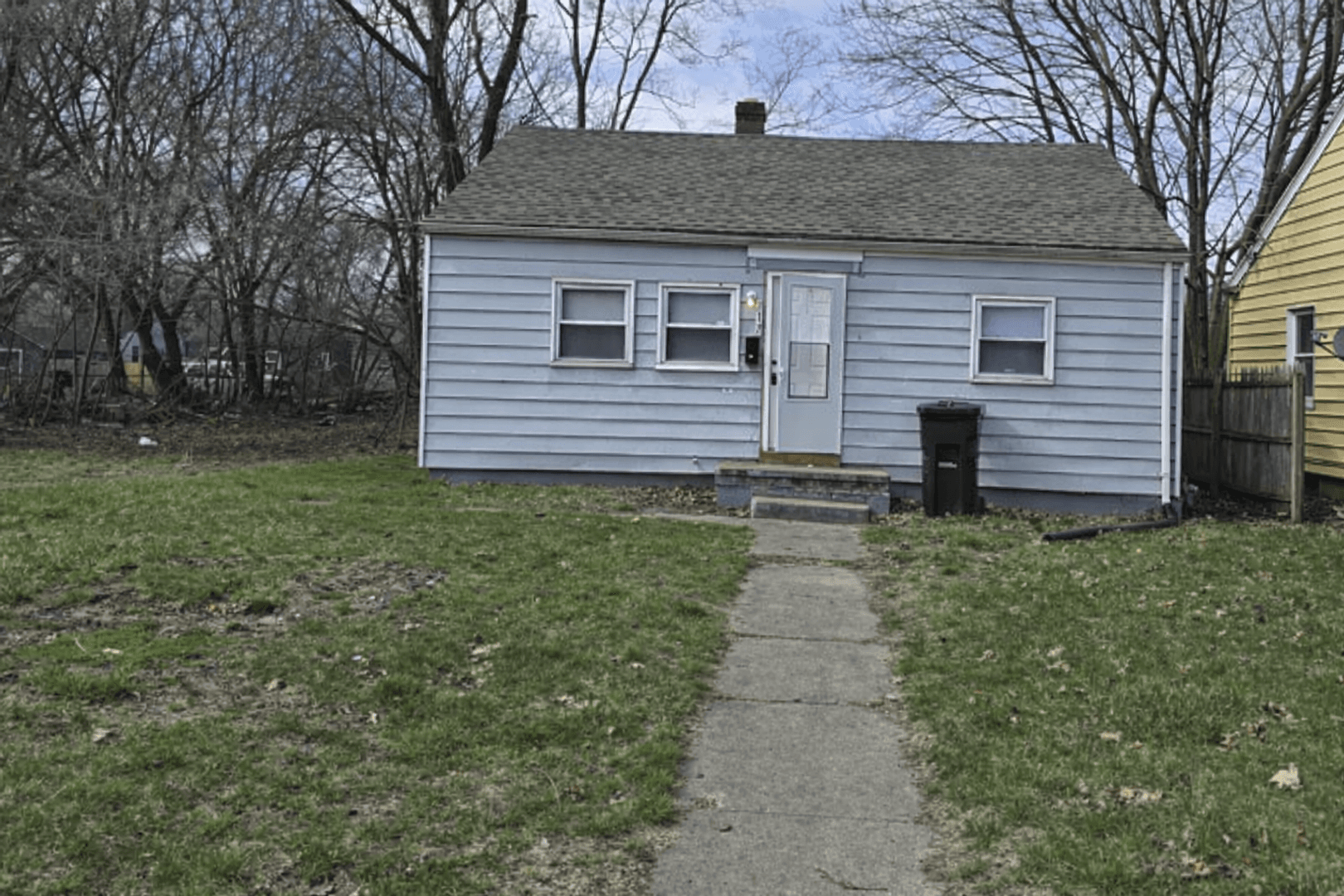 South Bend House: 717 Huey St