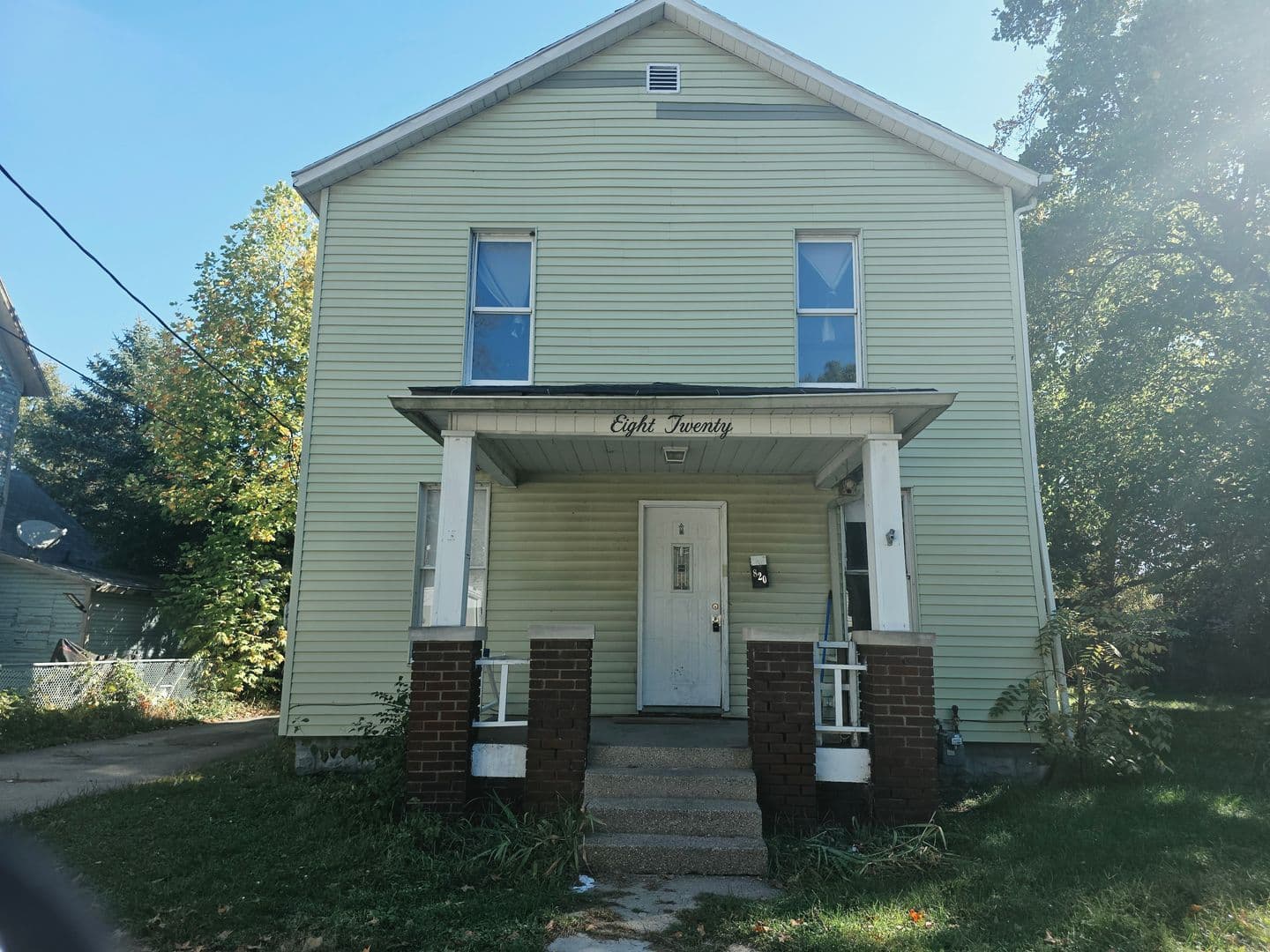 Elkhart House: 820 Prospect St